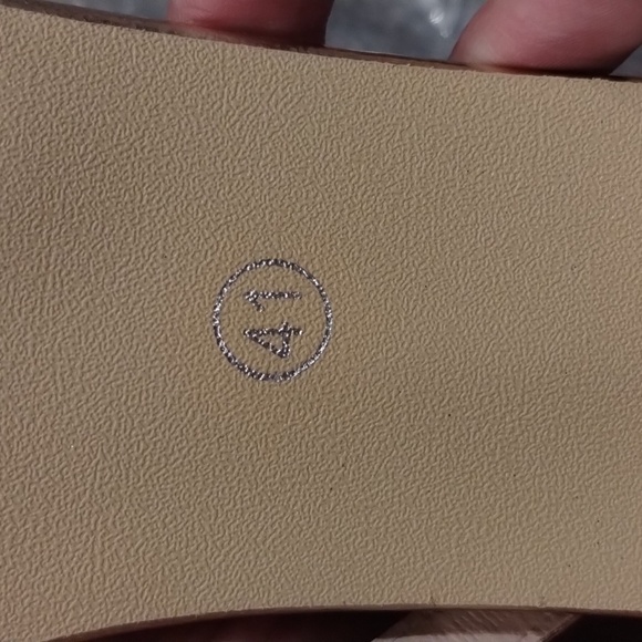 Elegant Glitter Strap Heels - Picture 3 of 4